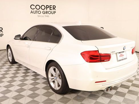 Used 2018 BMW 330i xDrive Sedan AWD/4WD image 24