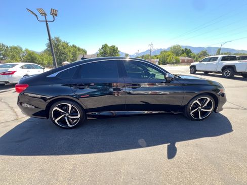 Used 2021 Honda Accord Sport image 6