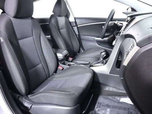 Used 2014 Hyundai Elantra GT image 34