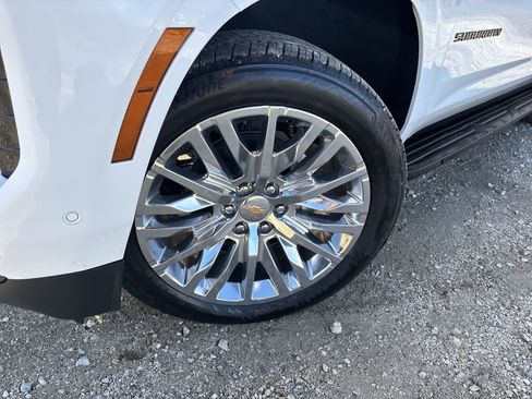 New 2026 Chevrolet Suburban RST image 13