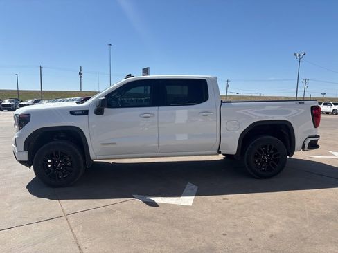 Used 2024 GMC Sierra 1500 Elevation w/ Preferred Package image 3