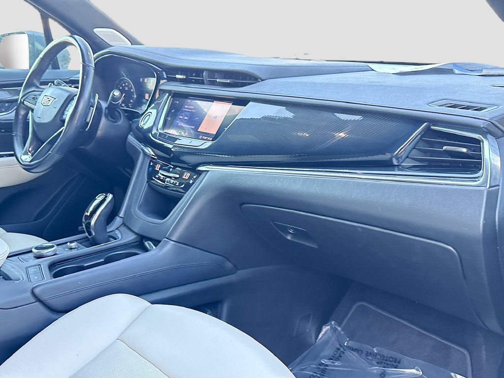 Used 2020 Cadillac XT6 Sport AWD/4WD image 32