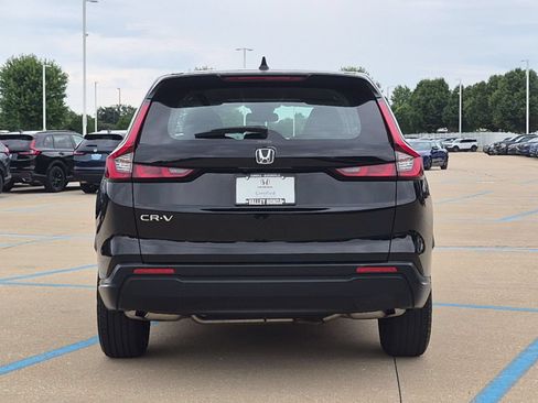 Used 2024 Honda CR-V LX image 4