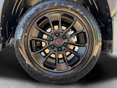 Used 2026 Toyota Tundra Limited w/ TRD Off-Road Package image 28