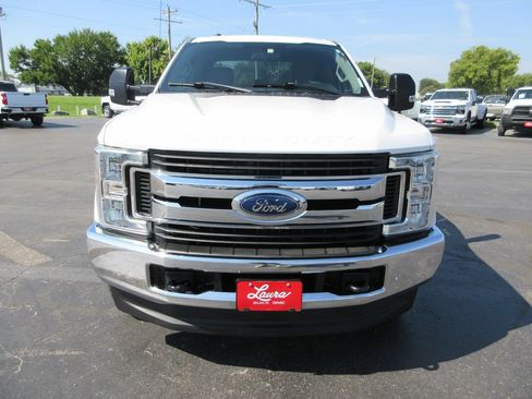 Used 2018 Ford F250 XLT AWD/4WD image 11