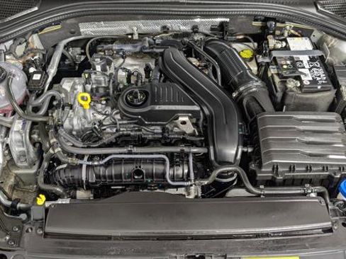 Used 2024 Volkswagen Jetta S image 32