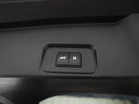 Certified 2024 Nissan Rogue SV image 15