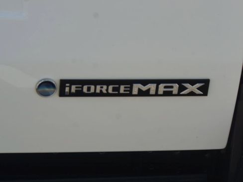 Used 2025 Toyota Tacoma TRD Sport AWD/4WD image 21