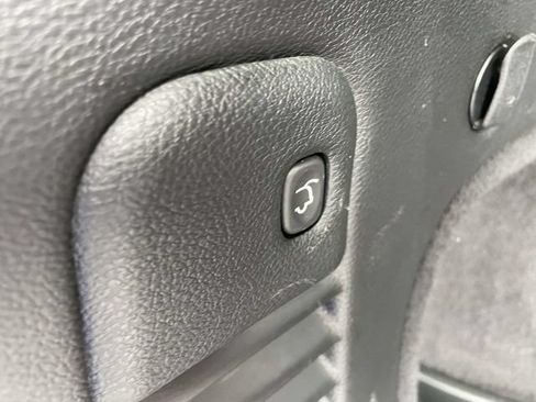 Certified 2018 Jeep Grand Cherokee Altitude AWD/4WD image 11