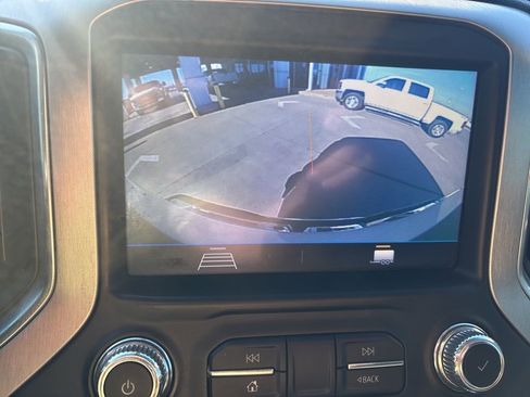 Used 2021 GMC Sierra 2500 SLE w/ SLE Convenience Package image 12