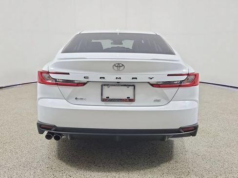 Used 2025 Toyota Camry SE FWD image 6