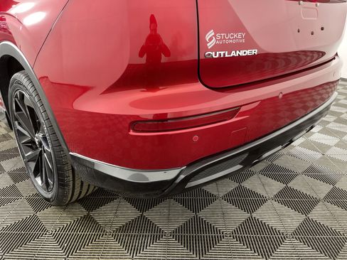 Used 2024 Mitsubishi Outlander SEL image 6