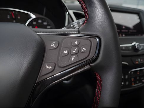 Used 2024 Chevrolet Equinox RS w/ LPO, Floor Liner Package FWD image 31
