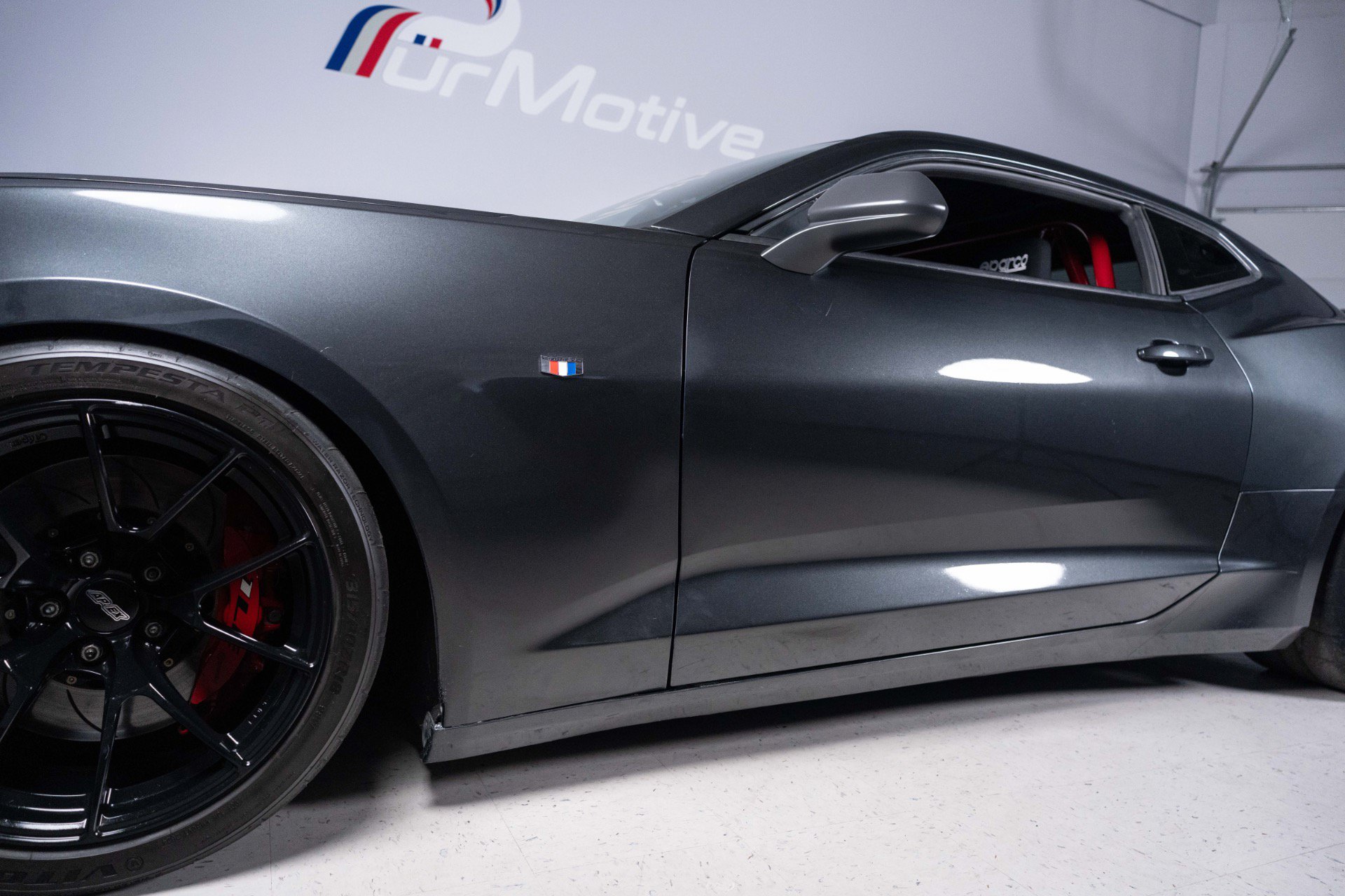 Used 2018 Chevrolet Camaro SS RWD image 8