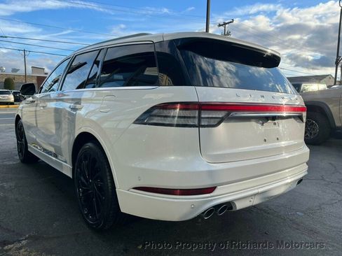 Used 2021 Lincoln Aviator Reserve image 6