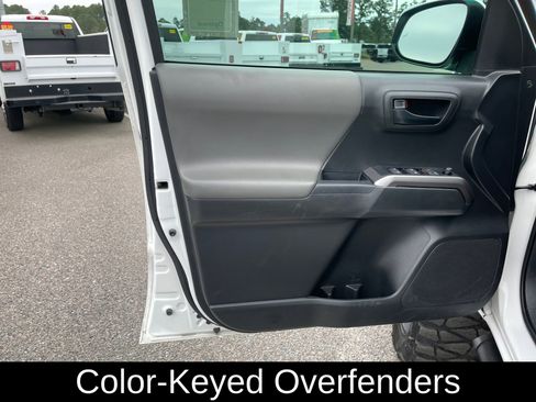 Used 2023 Toyota Tacoma SR5 w/ Technology Package image 11