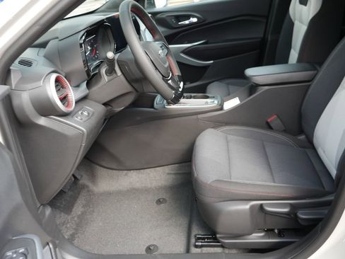 New 2026 Chevrolet Trax RS w/ Driver Confidence Package FWD image 8