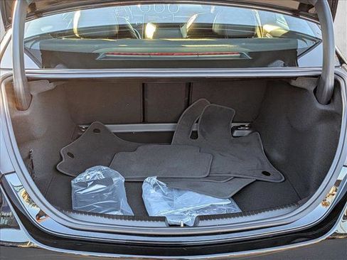 Used 2025 Mercedes-Benz C 300 Sedan image 6