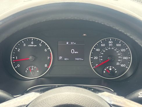 Used 2021 Kia Seltos S AWD/4WD image 17