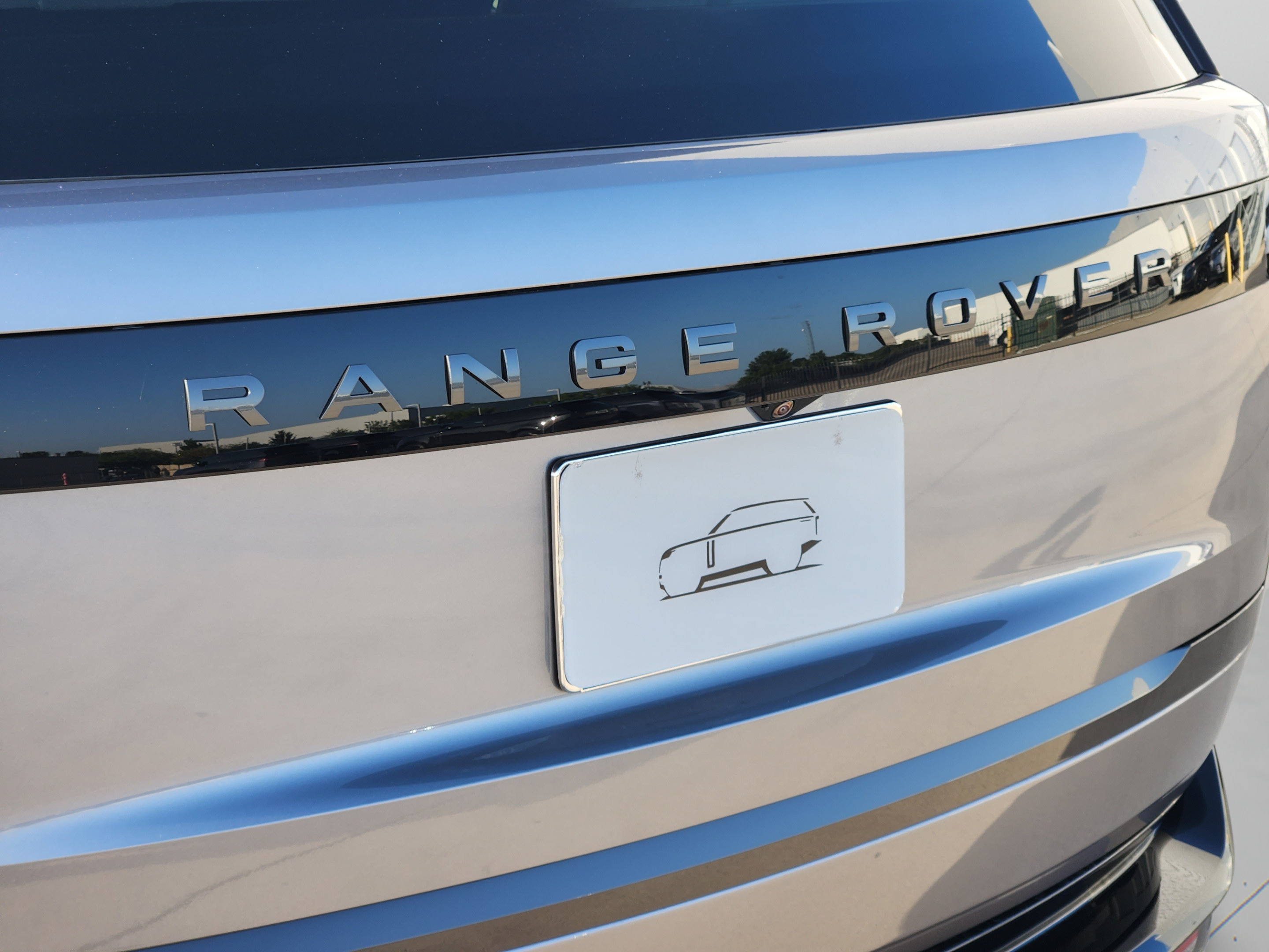 New 2026 Land Rover Range Rover Long Wheelbase SE AWD/4WD image 32