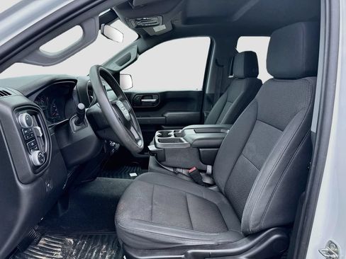 Used 2020 GMC Sierra 1500 4x4 Crew Cab w/ Sierra Value Package image 5
