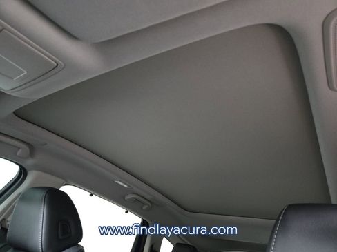 Used 2025 Acura MDX SH-AWD w/ Technology Package image 12