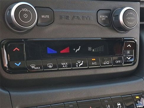 Used 2024 RAM ProMaster 2500 w/ Safety Group image 15