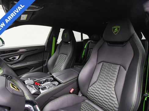Used 2023 Lamborghini Urus S image 51