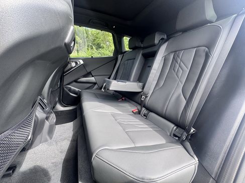 Used 2026 BMW X3 xDrive30 w/ Premium Package image 21