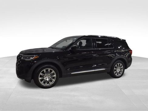 Used 2026 Ford Explorer Platinum AWD/4WD image 4