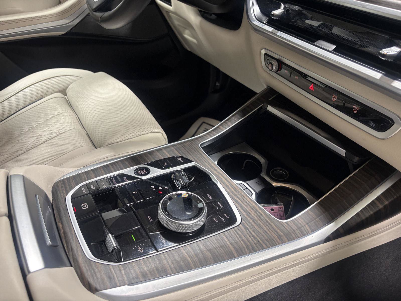 Used 2024 BMW X7 xDrive40i w/ Executive Package AWD/4WD image 6