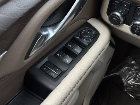 Used 2022 GMC Yukon Denali AWD/4WD image 37
