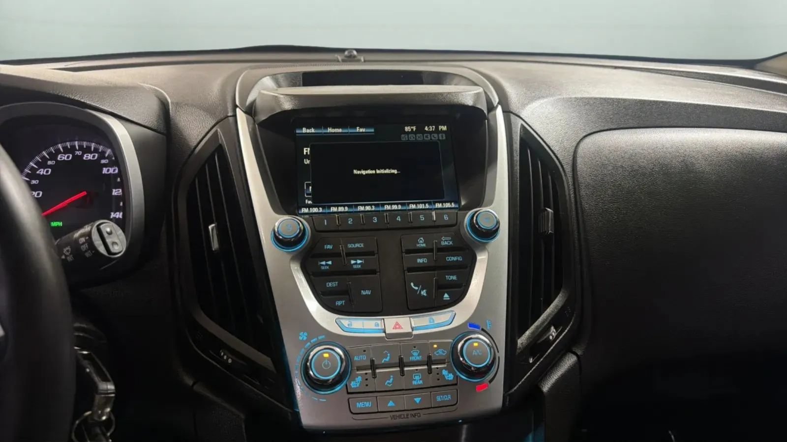 Used 2015 Chevrolet Equinox LTZ FWD image 14