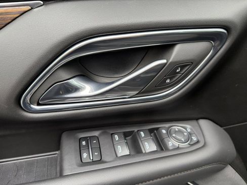 Used 2023 Chevrolet Tahoe High Country image 15