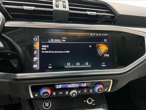 Certified 2025 Audi Q3 2.0T Premium w/ Convenience Package image 38