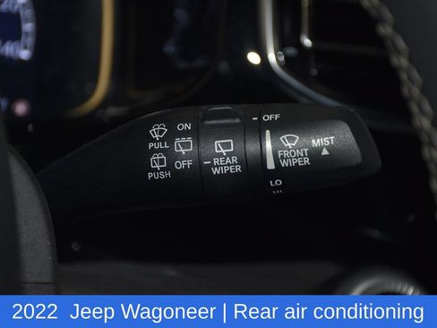 Used 2022 Jeep Wagoneer Series III w/ Premium Group I AWD/4WD image 12
