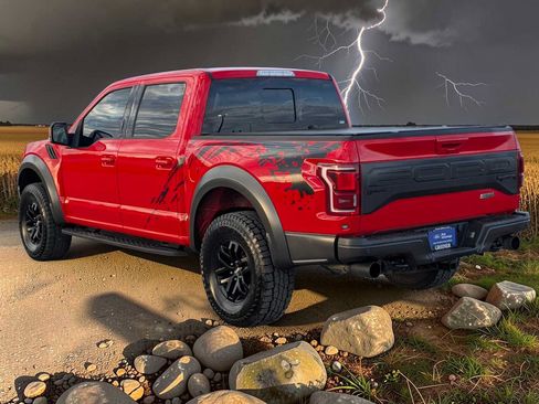 Used 2018 Ford F150 Raptor w/ Equipment Group 802A Luxury AWD/4WD image 4