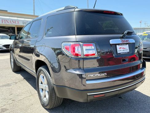 Used 2016 GMC Acadia SLE FWD image 11