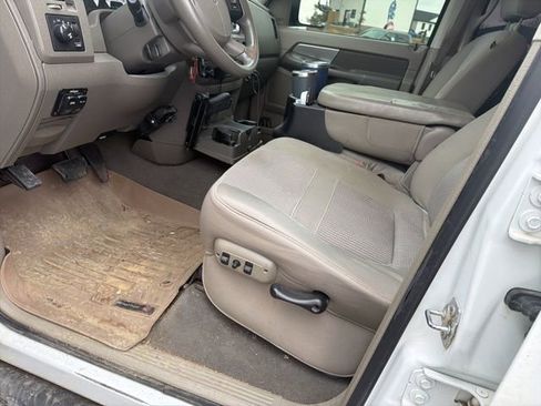 Used 2009 Dodge Ram 3500 Truck SLT image 26