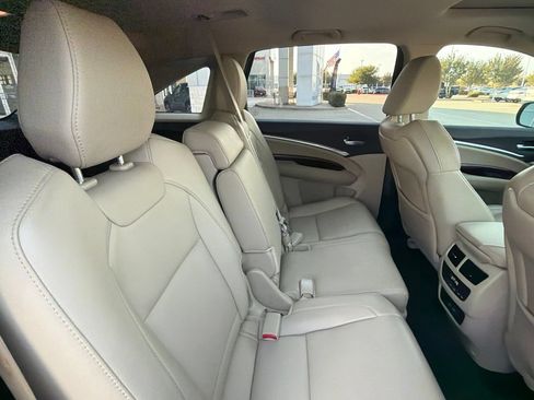 Used 2017 Acura MDX FWD image 23