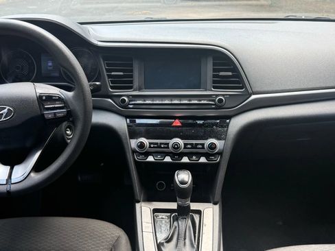 Used 2020 Hyundai Elantra SEL w/ Cargo Package (C1) FWD image 19