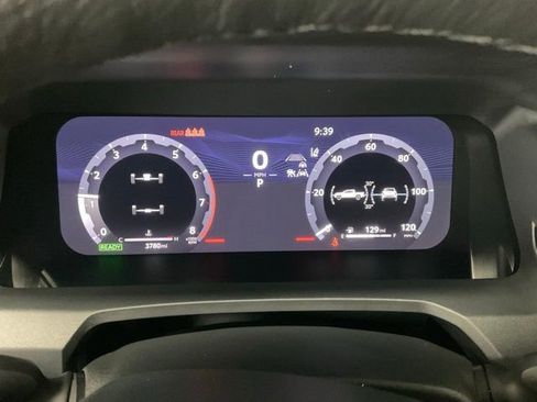 Used 2024 Toyota Tacoma TRD Off-Road image 10