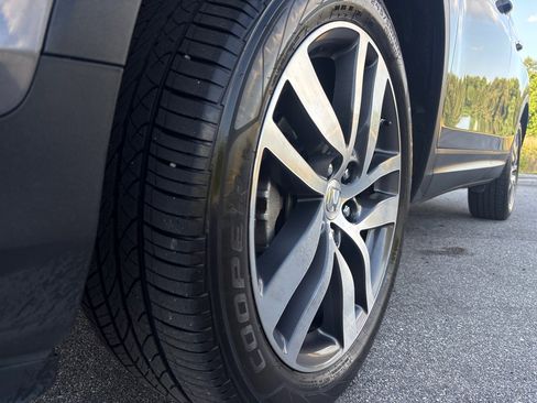 Used 2018 Honda Pilot Elite image 9