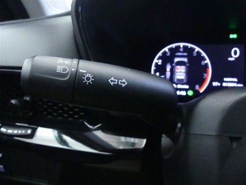 Used 2025 Honda CR-V EX-L image 16