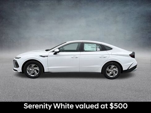Used 2026 Hyundai Sonata SE FWD image 2