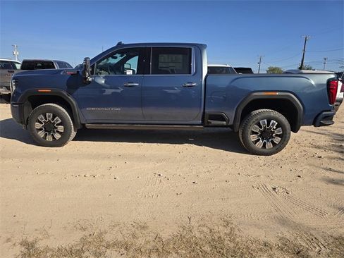 New 2026 GMC Sierra 2500 Denali w/ Denali Reserve Package image 8