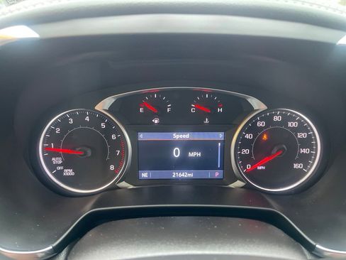 Used 2024 Chevrolet Blazer LT w/ Midnight/Sport Edition FWD image 11