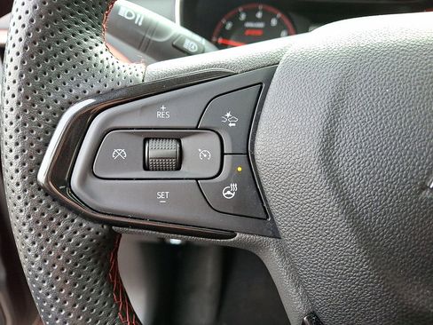 Certified 2023 Chevrolet TrailBlazer RS w/ Sun and Liftgate Package image 17