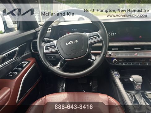 Used 2023 Kia Telluride EX w/ EX Captain's Chair Package FWD image 14