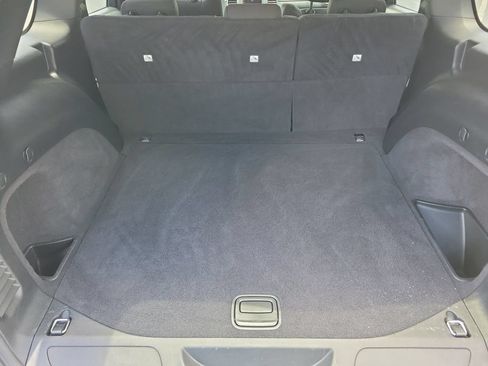 Used 2019 Jeep Grand Cherokee Laredo RWD image 8